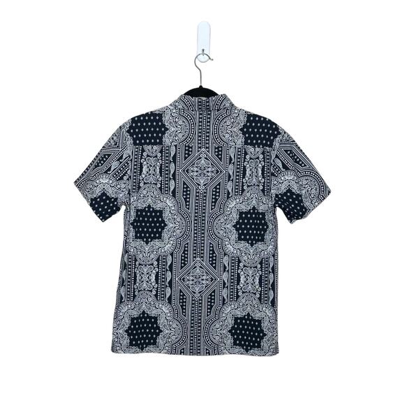 Pacsun blue white paisley print casual shirt size Small - Picture 7 of 8